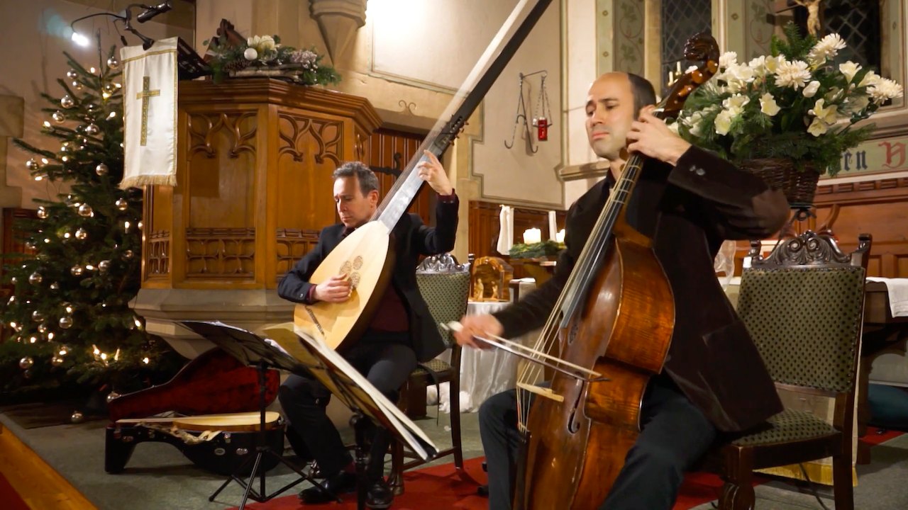 Upon the Bells, Israel Golani en Robert Snith, bekijk op YouTube